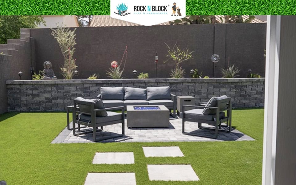 Integrating Outdoor Living Spaces Seamlessly