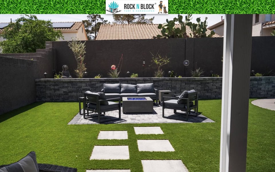 What Makes a Great Outdoor Living Space? What Makes a Great Outdoor Living Space?