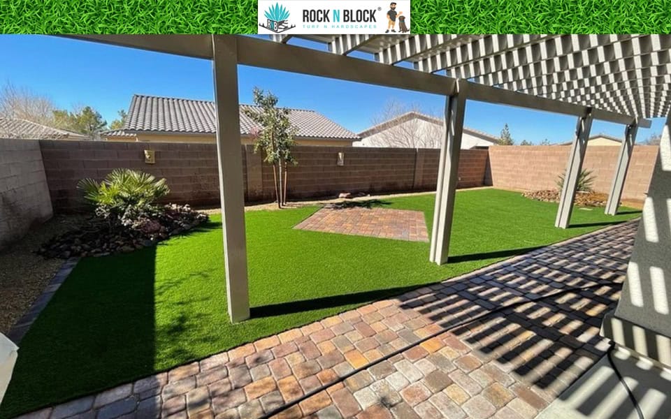 How an Outdoor Living Space Adds Value to Your Tampa Home How an Outdoor Living Space Adds Value to Your Tampa Home