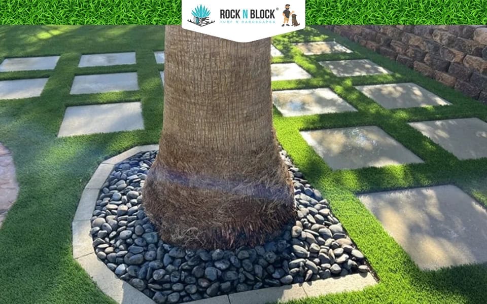 Smart Outdoor Living Spaces and Entertainment